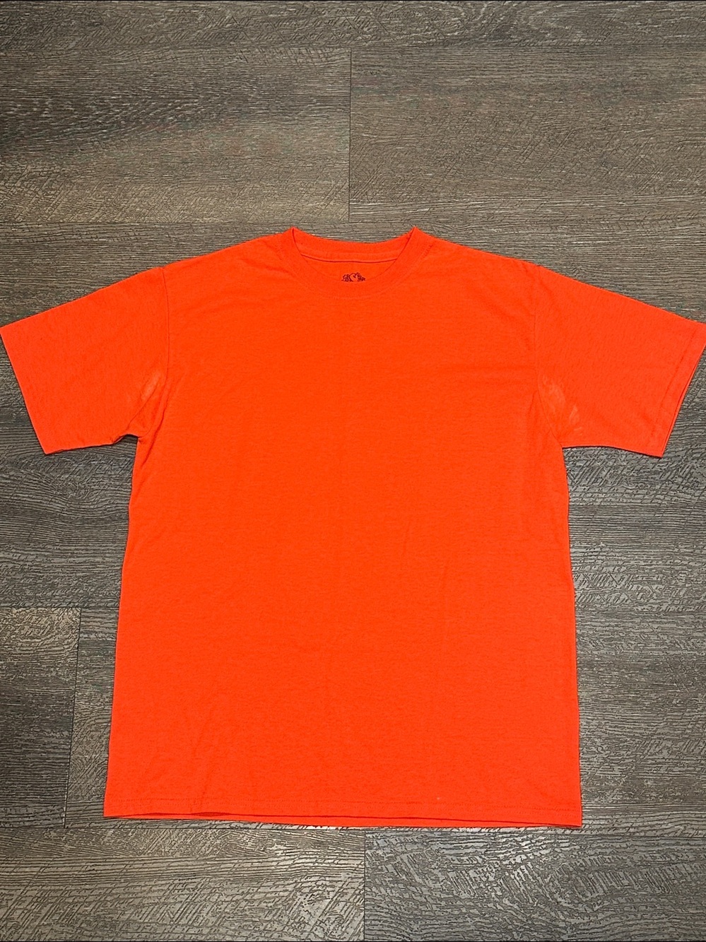 Three of Men's Crew Neck T-Shirts in Pale Orange/Warm Orange/Bright Orange M/L - Picture 6 of 7